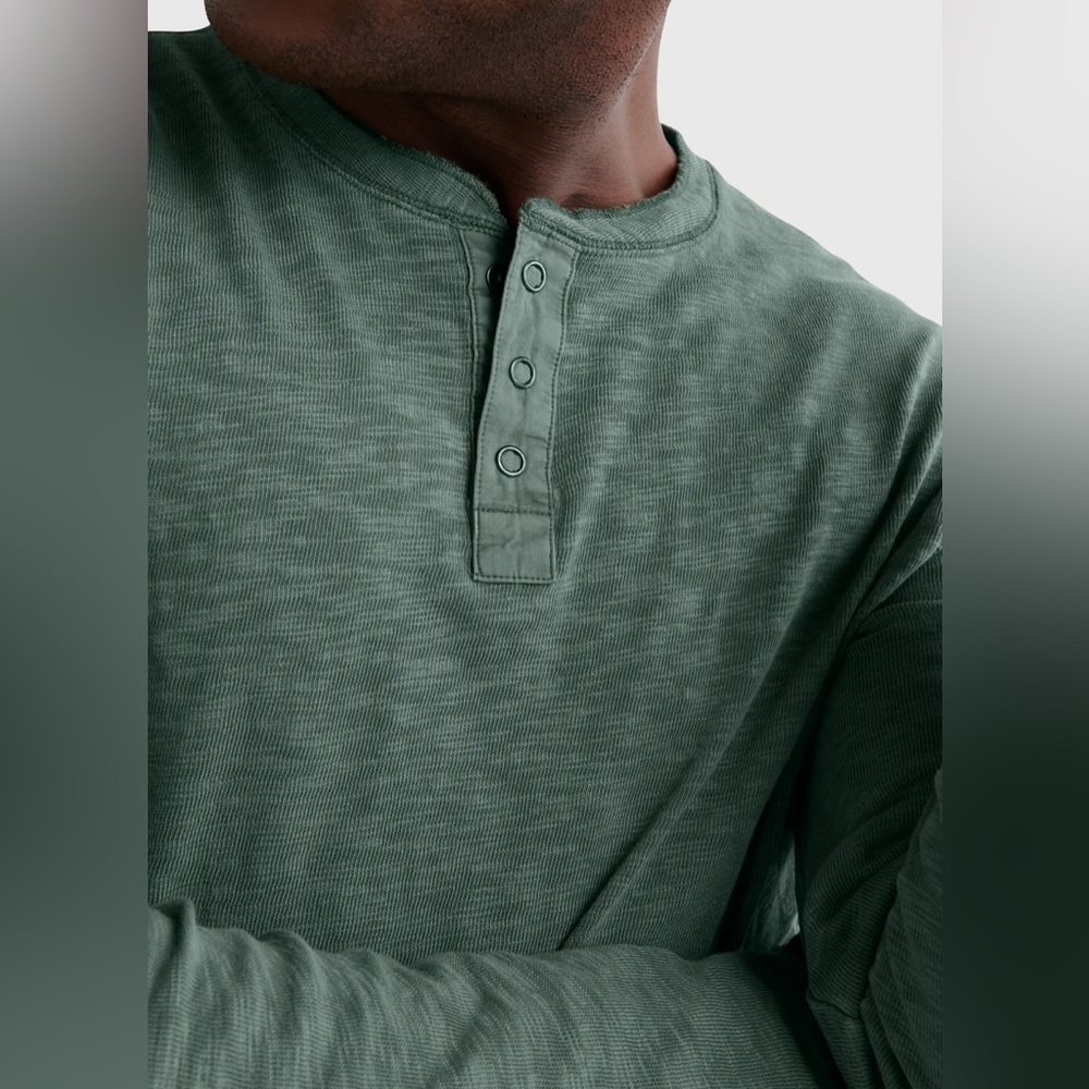Men's Lucky Brand Green Henley Shirt. 100% Cotton. Size XXL.